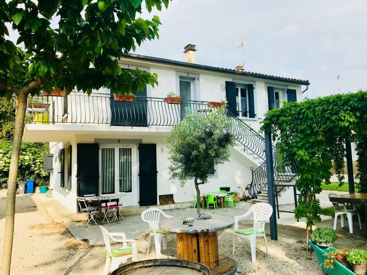 Chez Marinette Apartment Le Cailar Екстериор снимка